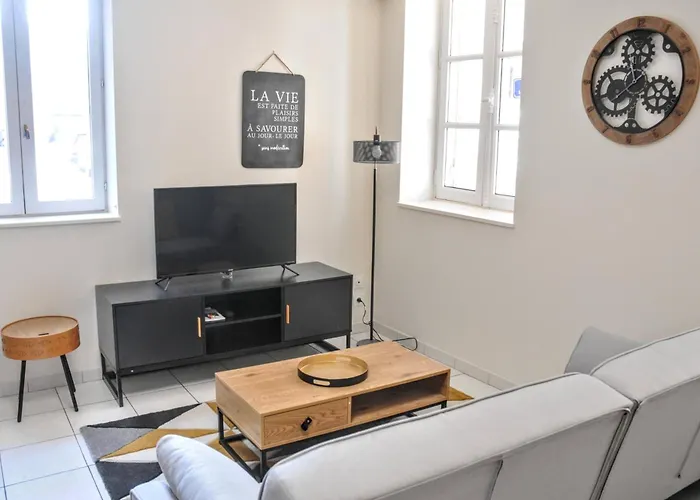 T2 Le Paradis, 2 Pers, 2 Lits, Wifi, Rdc Lägenhet